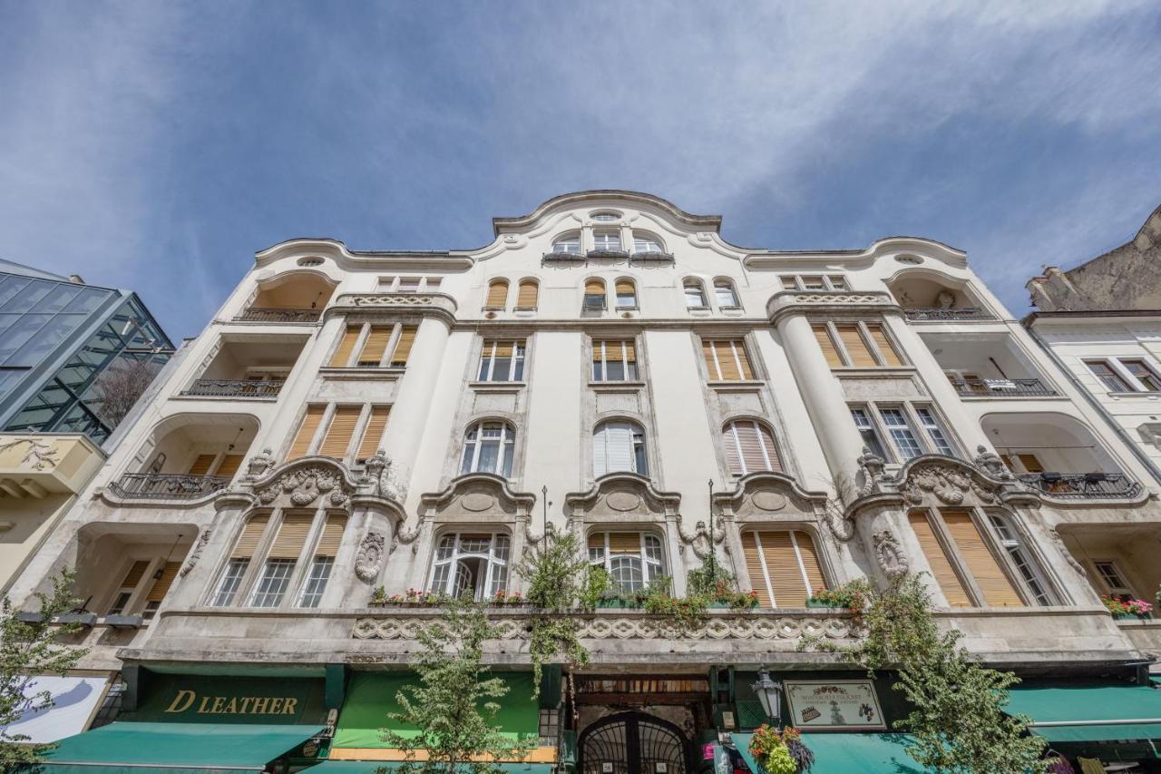 Skyline Serenity Retreat @Vaci Most Famous Street Βουδαπέστη Εξωτερικό φωτογραφία